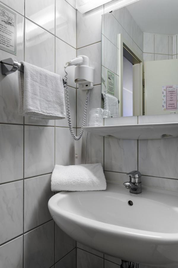 Motel Drei Koenig- Ihr Transithotel Heimsheim Bagian luar foto